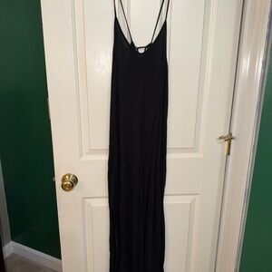 Elegant Black Maxi Dress